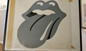 Dibujo original del icono para The Rolling Stones, propiedad del Victoria & Albert Museum de Londres